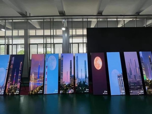 HD-LED-Plakatenanzeige P2.5 Vollfarbe Boden Stehende Werbung 1/16 Scannenwand