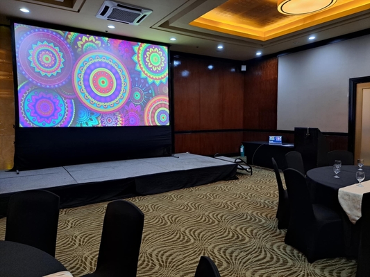 Indoor SMD LED-Display P2 Kleine Tonhöhe hochauflösende HD-Flexible Bildschirm