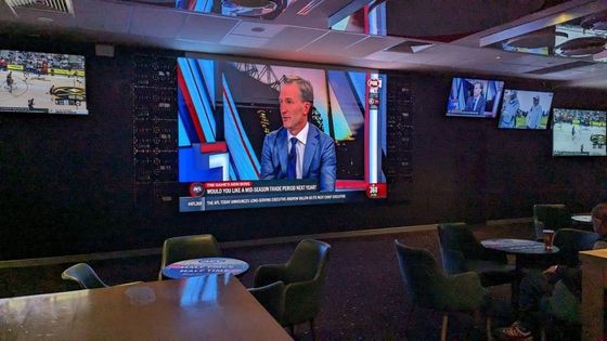 Großes flexibles Mosaikfreies P2.5 Outdoor-LED-Display, Werbe-LED-Boards, elektronisches Werbetafeln