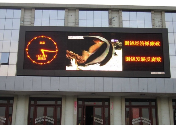 Leihbildschirm Wasserdicht IP65 Outdoor Vollfarb-LED-Display 500*1000MM P4.81 Modul HD 7500cd/Qm Helligkeit