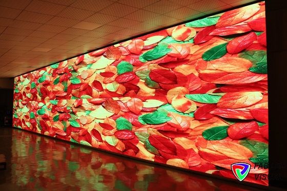 LED-Display mit kleinem Pixelpitch mit einer Dichte von 360000 Punkten/m2 und CE/ROHS/FCC-zugelassenem Standard