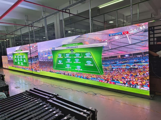 Optimieren Sie Ihr visuelles Erlebnis mit 1000-Helligkeits-Innenraum-Full-Colour-LED-Display und Best Viewing Angle 1m-10m