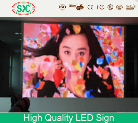 Guter Preis 500*1000mm Schrankstoffgröße Innenraum Vollfarb-LED-Display mit 10000 Stunden Lebensdauer und besten Blickwinkel von 1m-10m Online