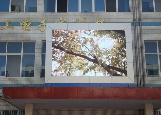 Outdoor P6 Vollfarb-LED-Display mit hoher Helligkeit und weitem Betrachtungswinkel, geeignet für Werbung und öffentliche Informationen