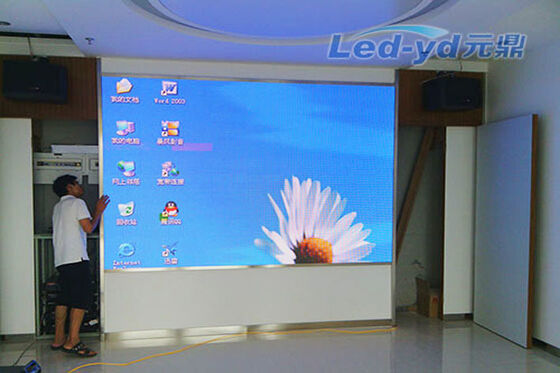 Innenraum p3.9 Vollfarbiges LED-Display mit nahtlosem Spleißen, hoher Erfrischungsrate und breitem Blickwinkel für kommerzielle Vermietung und Veranstaltungen
