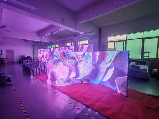 Innenraum p2.5 Vollfarb-LED-Display mit 640x480mm Schrank 3840hz Erneuerungsrate