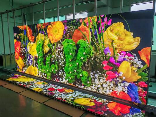 Innenraum p2.5 Vollfarb-LED-Display mit 640x480mm Schrank 3840hz Erneuerungsrate