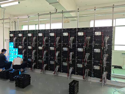 P2 Indoor LED Display mit 2 mm Pixel Pitch 1000cd/m2 Helligkeit und 250000 Pixel Dichte