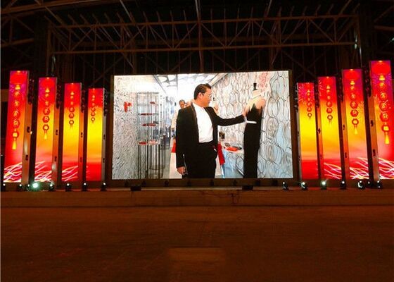 Innenraum-Full-Colour-LED-Display für Werbebühnenleistung und mehr hochauflösende SMD-P4-Dreifarben-LED-Display