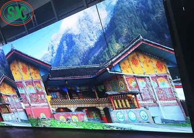 Hochwertige Outdoor-Full-Colour-LED-Bildschirm für die Werbung im Stadion