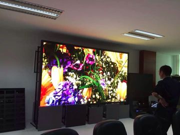 P5 Outdoor High Definition Vollfarbwasserdichtes LED-Gießbildschirm aus Aluminium mit dreijähriger Garantie SMD2121
