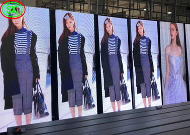 Smart Digital Advertising LED Display Poster Vertikaler Zauberbildschirm P2.5 Innenraum Vollfarb-LED-Display