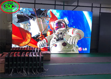 Wasserdicht HD Anpassbares Mietbildschirm P4 Innenraum Vollfarb-LED-Display