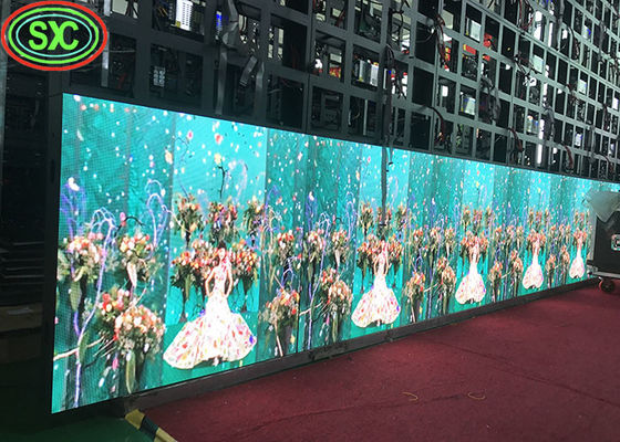 Guter Preis P2.5 Innenvermietung 1R1G1B 3-in-1-LED-Display, Shopping Mall LED-Bildschirm Videowand Online