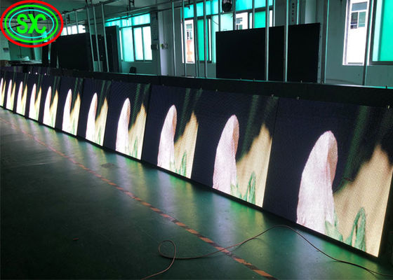 10 mm oder mehr Hohe Bildwiederholfrequenz Kein Ghosting 3840 Hz Werbe-LED-Billboard Outdoor-Vollfarb-LED-Bildschirm