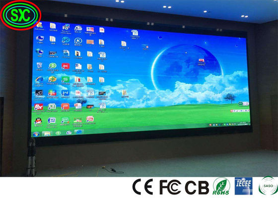 Wasserdicht und schmierfrei P3.91 1R1G1B Innenraum-Full-Color-LED-Display
