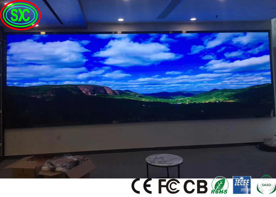 FCC 400 W/m2 Festgefestigte LED-Anzeige in Innenräumen Tiefstand 2,5 mm in Innenräumen Vollfarbe LED-Anzeige in Innenräumen Vollfarbe LED-Anzeige
