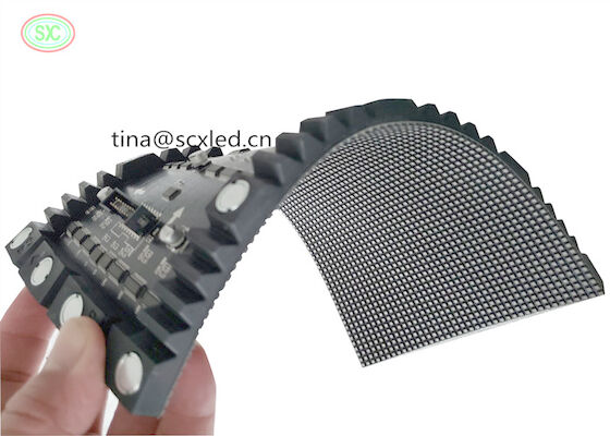 P4 Kurve LED Video Bildschirm Vorhang Flexible LED Display Modul in voller Farbe