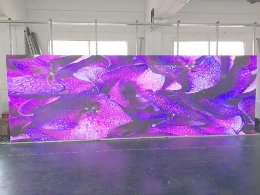 Konferenz hochauflösende Indoor-LED-Video-Display HD P2.5 1R1G1B Indoor-Full-Color-LED-Display
