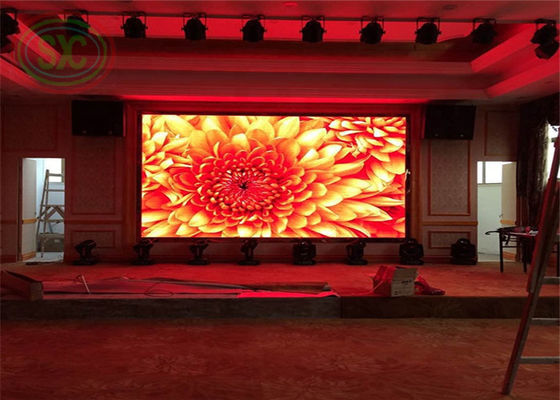Indoor Full Color LED Display mit kleinem Pixelabstand P3 Leichtgewicht Einfache Installation und hohe Helligkeit für Werbung und Veranstaltungen