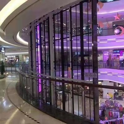 Innenhandelszentrum Aufzug Schmuckgeschäft Werbung P3.91 Transparenter LED-Bildschirm
