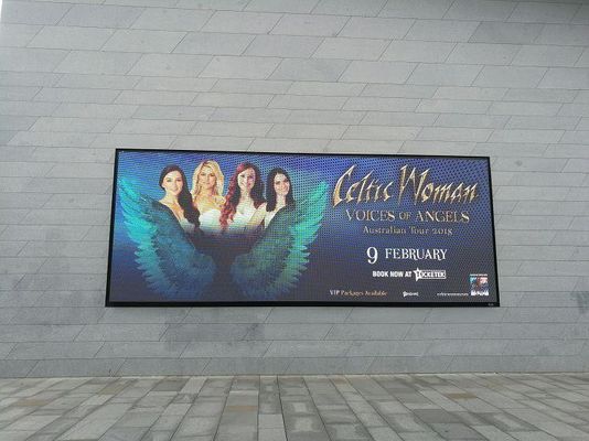 Doppelseitiges HD LED-Billboard Pitch 6mm LED Stadion Kirchenbildschirm
