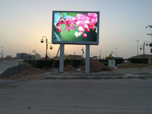 Elektronik Digitale LED Werbetafeln hohe Helligkeit Werbung P8 Outdoor Full Color