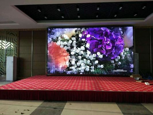Innenraum Kleine Tonhöhe GOB HD Bühnenhintergrund Slim Led Display P2.5 Full Color Vermietung
