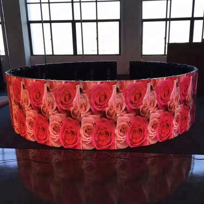 360-Grad-Zylinder-LED-Display Außenkolonnenkurve Bildschirm Werbeplakette