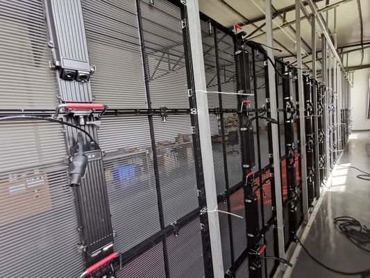 Innenraum P3.9-7.8 Vollfarbiger transparenter LED-Display-Bildschirm Smd gekrümmter LED-Video-Wandglas Led-Bildschirm für Schaufenster