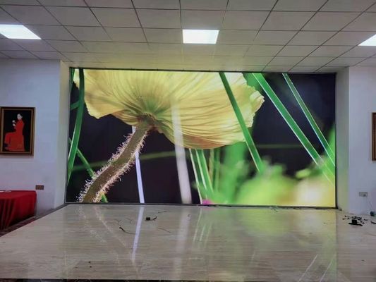Indoor Full Color LED Display Panel P3 High Definition LED Video Wall für Kirchen mit Fehlererkennung und Dual-Backup