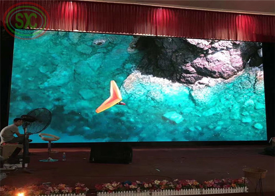 High Definition Full Color SMD P3.91 Werbe-LED-Videoanzeige 250*250mm Modulgröße