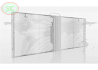 Schwarzer oder weißer Rahmen für Innen-transparenten einfachen Berg Anzeige LED-G3.91-7.82 auf dem Glas