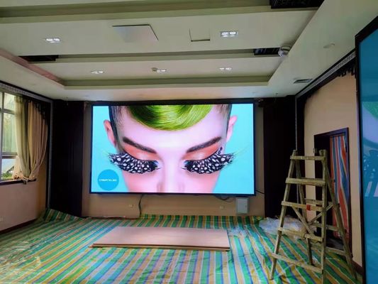 Hohes Innen difinition kleine Neigung P3 führte kabinett-Plattenanschlagtafel des Bildschirms 576*576mm Druckguss