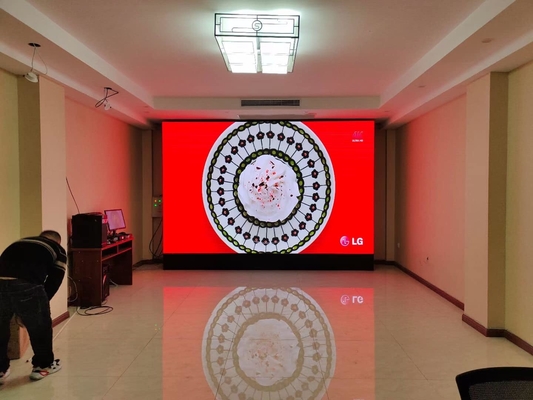 P3 Indoor Full Color LED Display hohe Helligkeit und einstellbarer Weißabgleich ideal für die Bühne