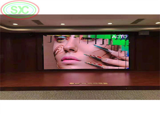 Indoor Full Color LED Display mit kleinem Pixelabstand P3 Leichtgewicht Einfache Installation und hohe Helligkeit für Werbung und Veranstaltungen