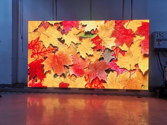 Hochauflösende Innenraum-Full-Colour-LED-Display mit 1/16-Scanning-Modus 1200Hz-Auffrischungsfrequenz für eine reibungslose Videowiedergabe