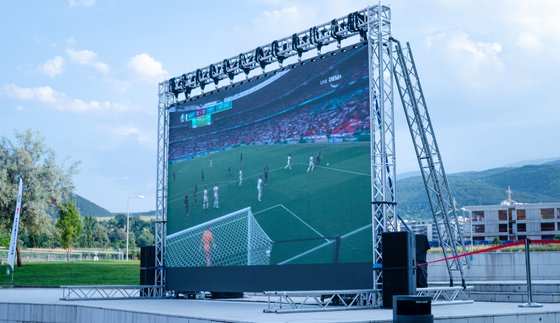Hochfrischungsrate P3.91 500*1000mm Wasserdichte LED-Bildschirme für den Außenbereich