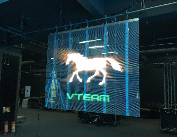 Slim P1.25 Transparent Glas Led Display, Led Mesh Bildschirm Pixeldichte 25600 Pixel / m2