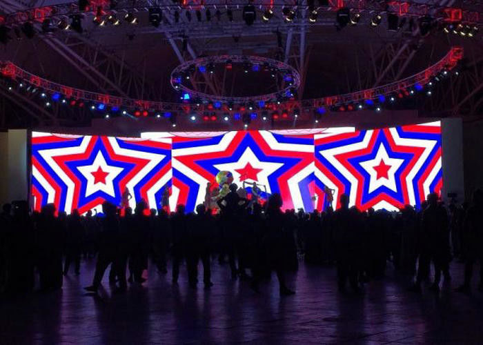 Vollfarbiger P2-LED-Guss-Aluminium-Bildschirm / 2500nits großer Outdoor-LED-Display