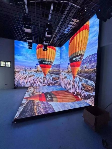 OEM RGB LED-Panel mit 5500 Nit Helligkeit für Außenwerbung Outdoor Full-Color-LED-Display