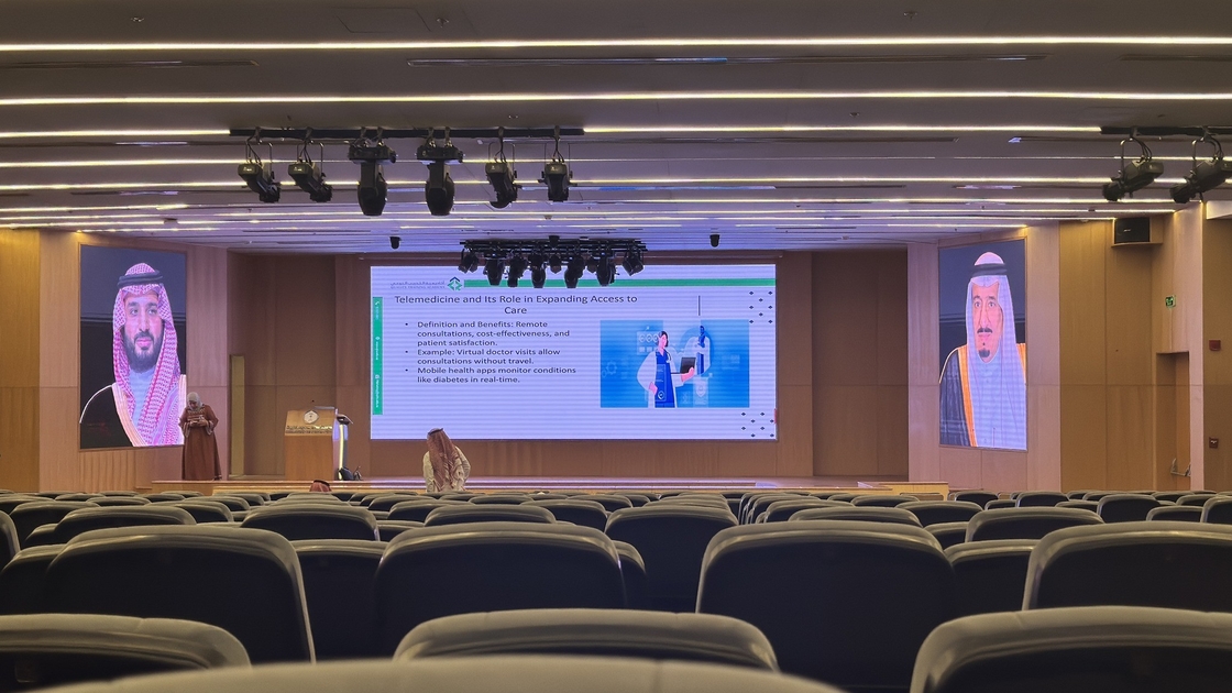 HD Indoor LED Video Wandbildschirm P2.6mm Bühnenbildschirm Anzeigetafel 500x500mm