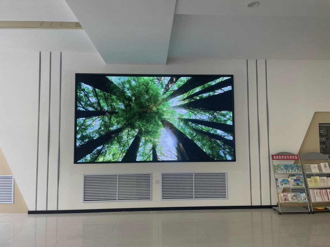 P4 LED-Bildschirm-Panel 256*128mm 64*32Pixel 1/16 Scan SMD2121 RGB Vollfarbe P4 LED-Display-Panel Modul