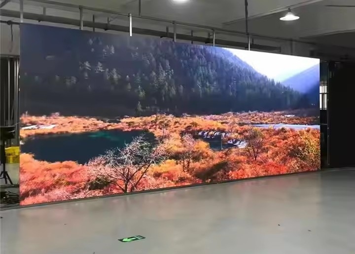 Kurvbildschirm Indoor 1/16 Scanmodus 32x32 Dot P6 LED Ultra HD-Display