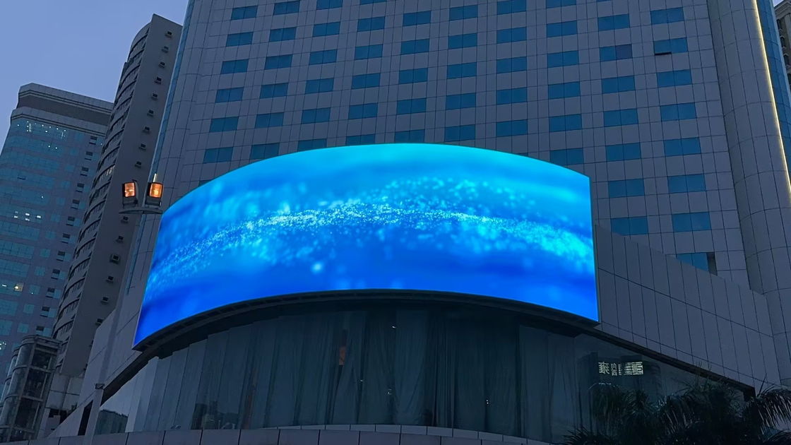 P10 Outdoor-LED-Full-Colour-Stahlschränke