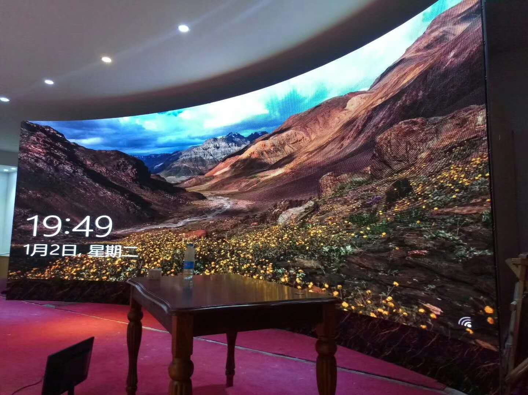 High Definition P5 Indoor Full Color LED Display Panel für Miete Video Wandbildschirm mit 3840hz Auffrischungsrate und 640x640mm Auflösung