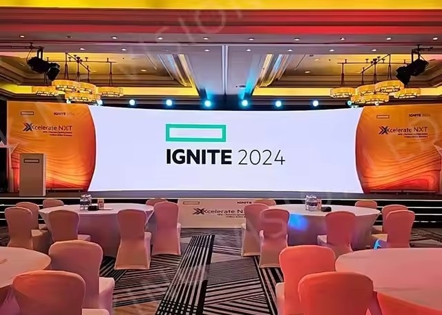 SCXK-RGB-LED-Display Flexible Ein- und Doppelfarben-Vermietung LED-Bildschirme Keine Geister oder Verzögerungen Anpassbar in jeder Größe