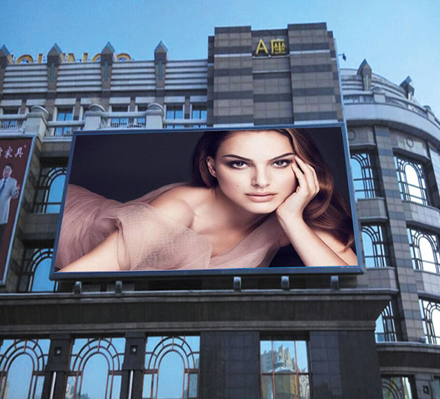 Anpassbares Ein-Punkt-Helligkeits- und Farbverhältnis im Outdoor-P6 Full-Colour LED-Display