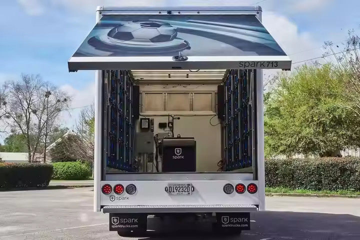 Outdoor P10 SMD 3535 Full Color Mobile Truck LED-Anzeige IP65