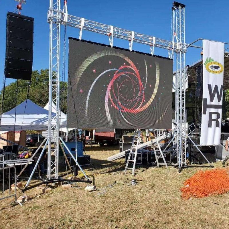 438 Watt/m2 Durchschnittlicher Verbrauch Miet-LED-Display mit 500*500mm Panelgröße und Gehäuseabmessung